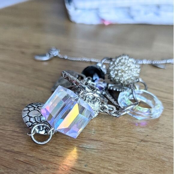 VINTAGE lot of 2 bracelets with charms leafs bag christals - Picture 7 of 9